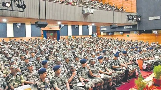 Suspended CRPF DIG at Centre of Row Over CAPF Act Protests